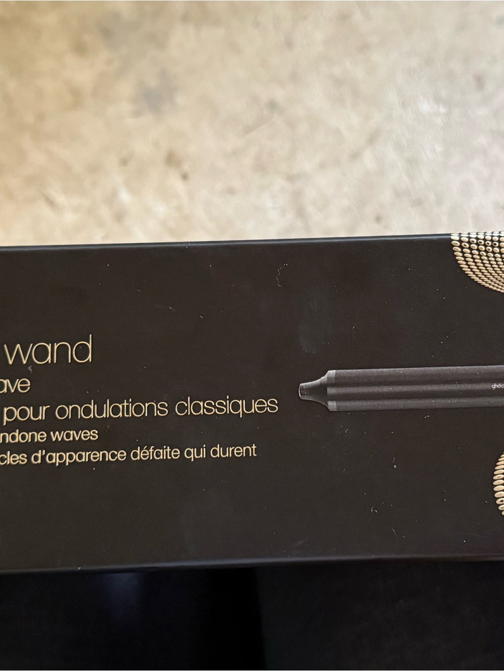 ghd Classic Wave Styling Wand in Black with Gold Accents